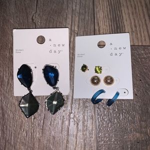 4 pairs of A New Day earrings